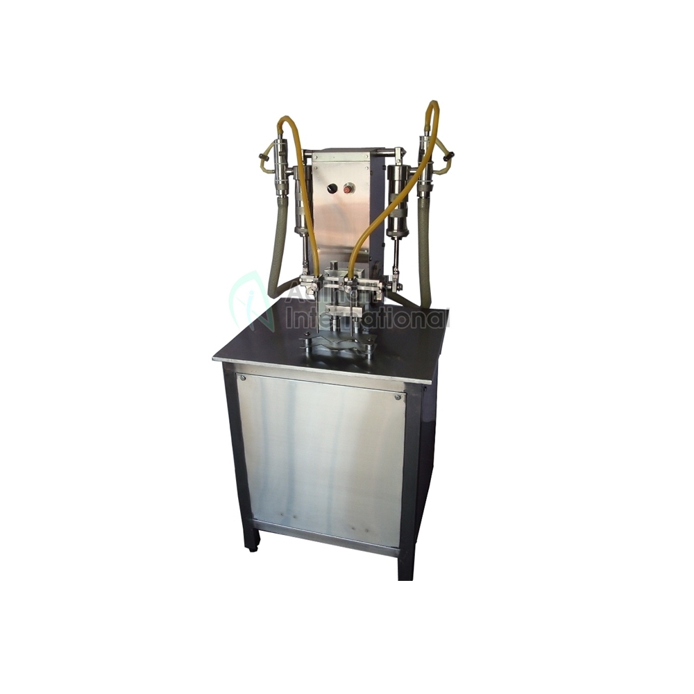 Semi Automatic Liquid Filling Machine